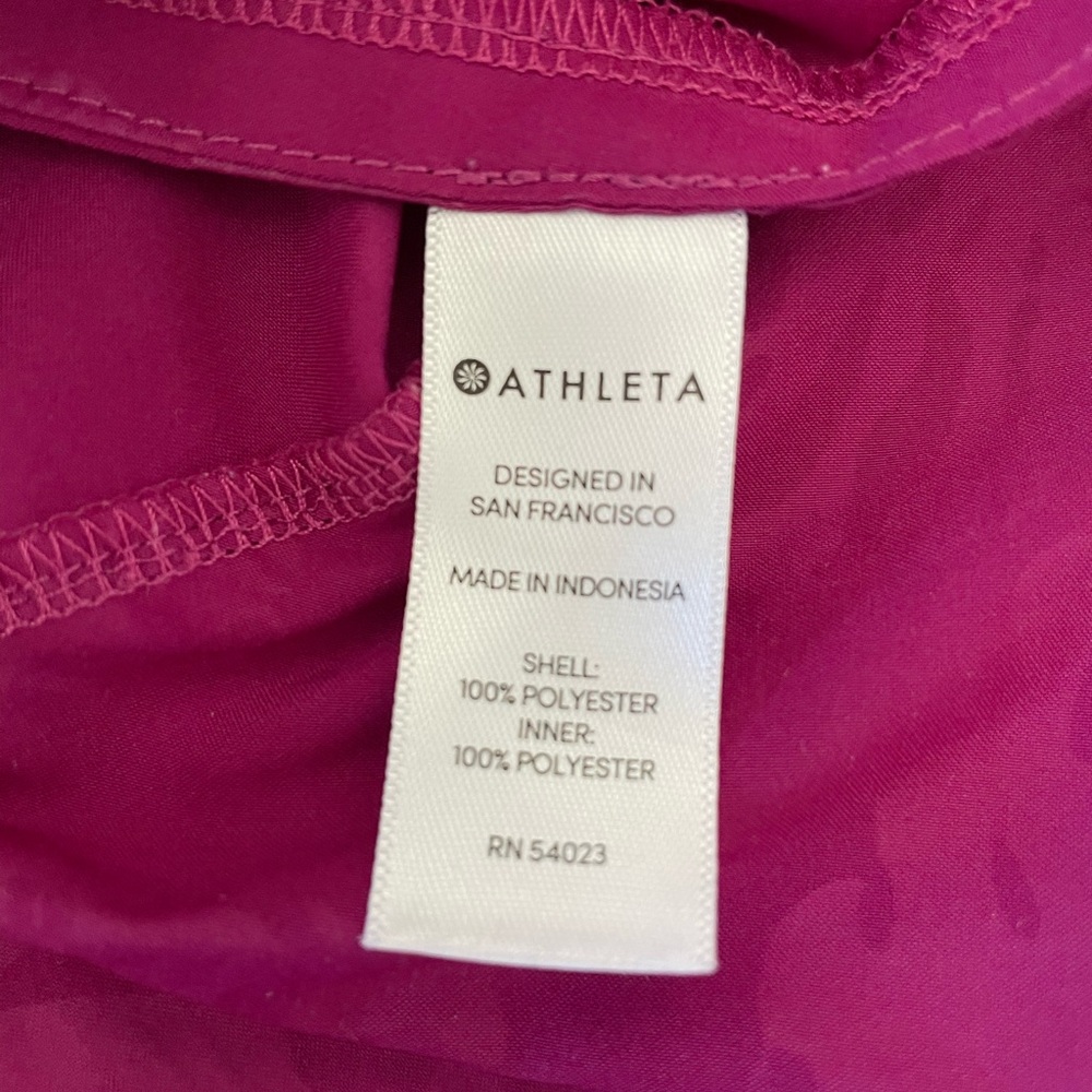 Athleta Botanical Racer Run Short 4.5” - Picture 7 of 7